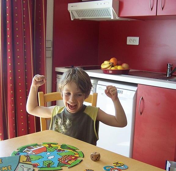 Студия Стандарт, Résidence Goélia Aguylène