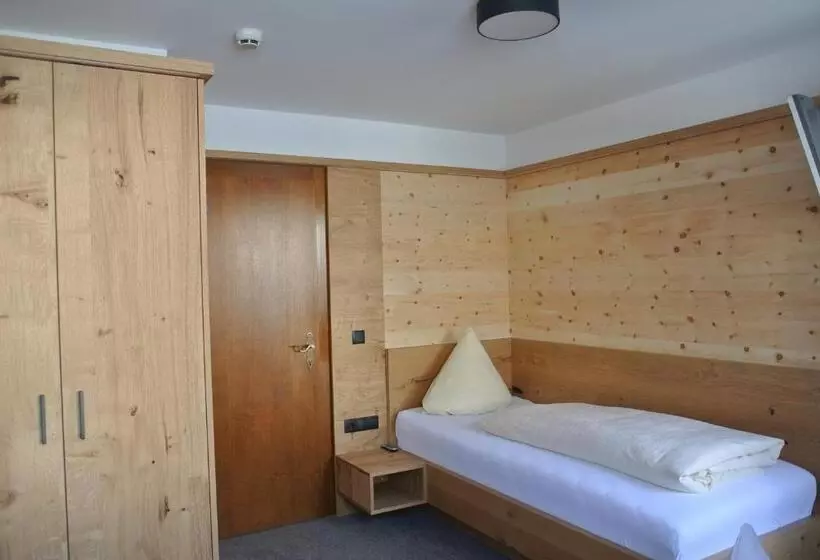 Standard Yhden Hengen Huone, Pension Waidmannsruh