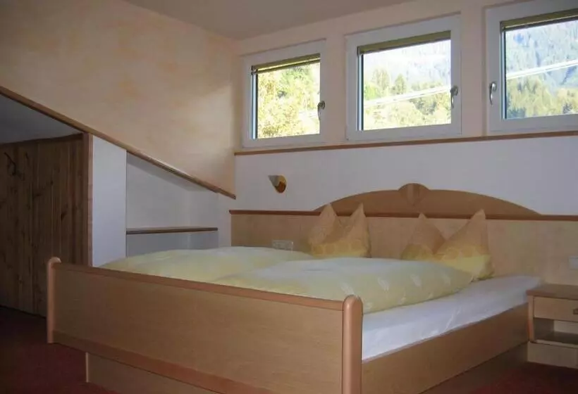 Standard Kolmen Hengen Huone, Pension Waidmannsruh