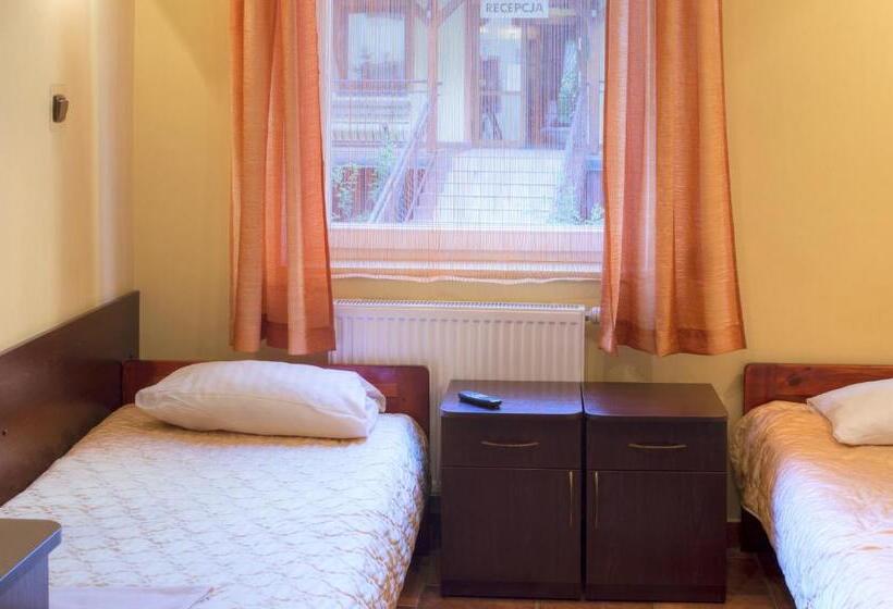 Номер Стандарт, Augustowia