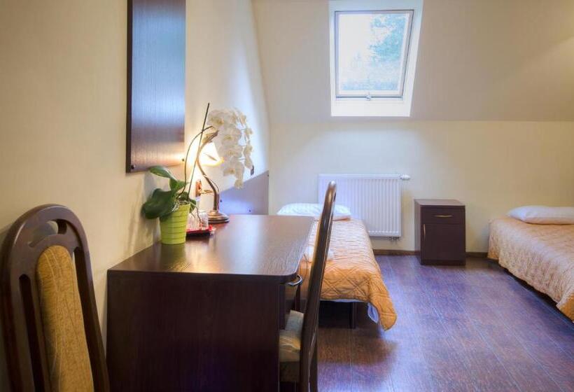 Номер Стандарт, Augustowia