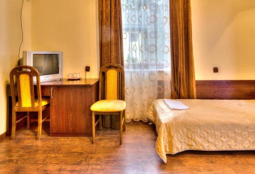 Номер Стандарт Трехместный, Augustowia