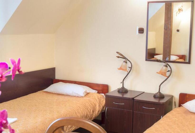 Четырехместный Номер Стандарт, Augustowia