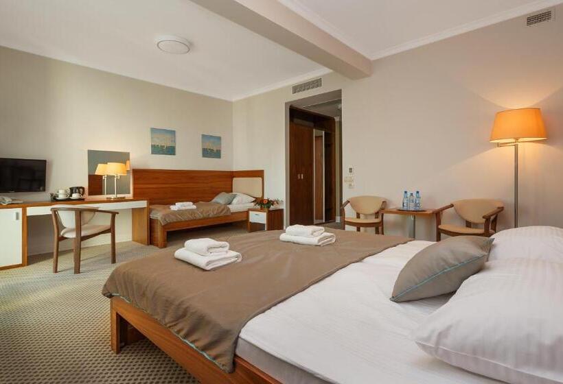 Трехместный Номер Superior, Best Western Jurata