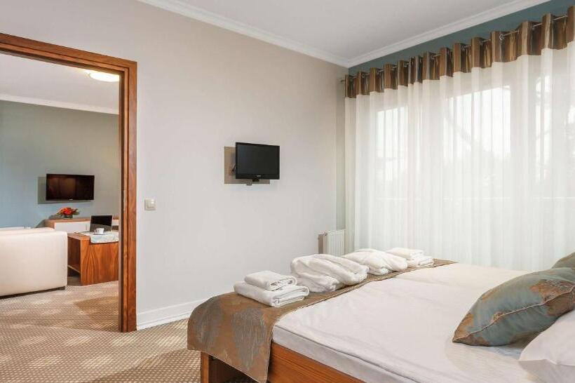 Люкс Кровать Кинг, Best Western Jurata