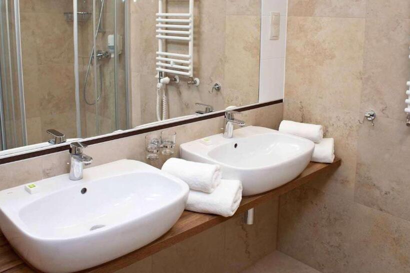 Люкс с Балконом, Best Western Jurata