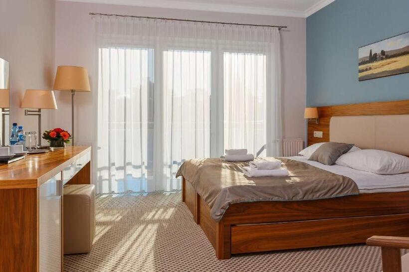 Стандартный Номер Кровать Кинг, Best Western Jurata