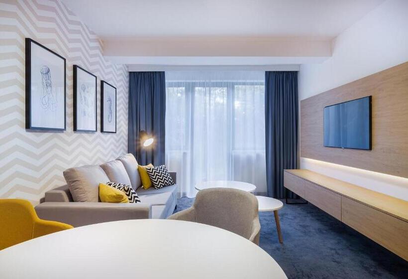 Люкс Премиум, Best Western Jurata