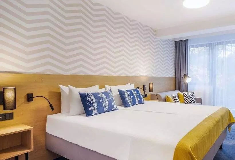 Premium Yhden Hengen Huone, Best Western Jurata