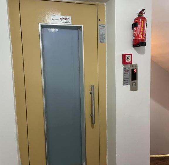 اتاق لوکس با بالکن, Miss City Hotel Taksim