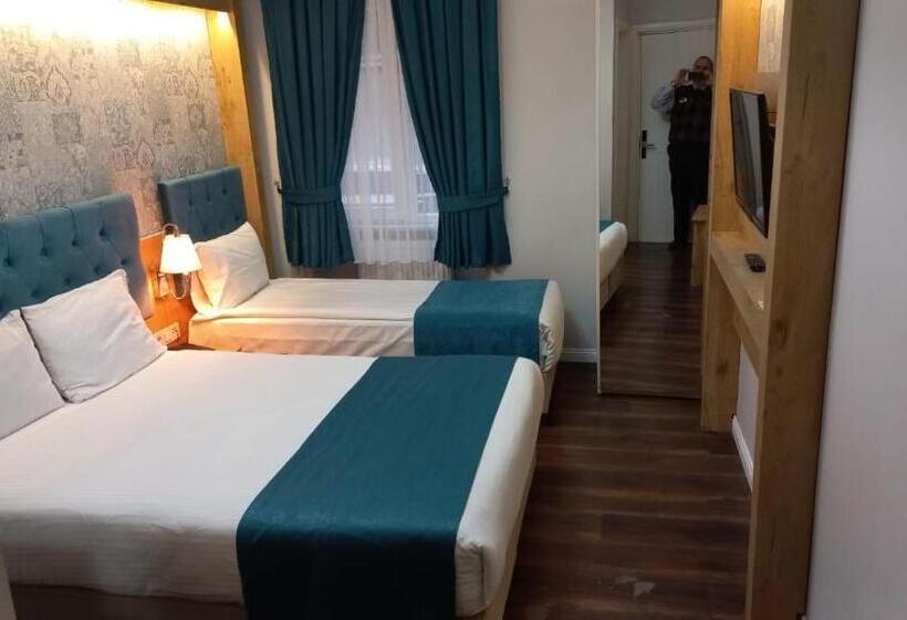 اتاق خانوادگی, Miss City Hotel Taksim