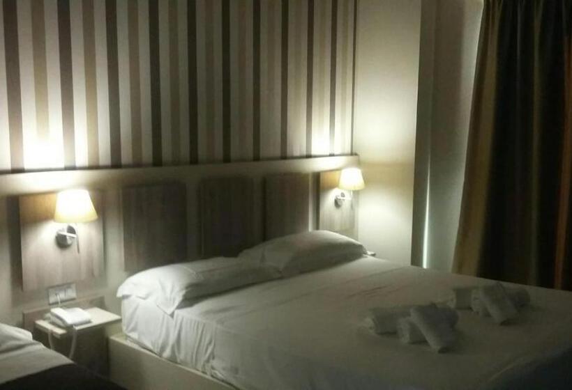 חדר סופריור, Cliché