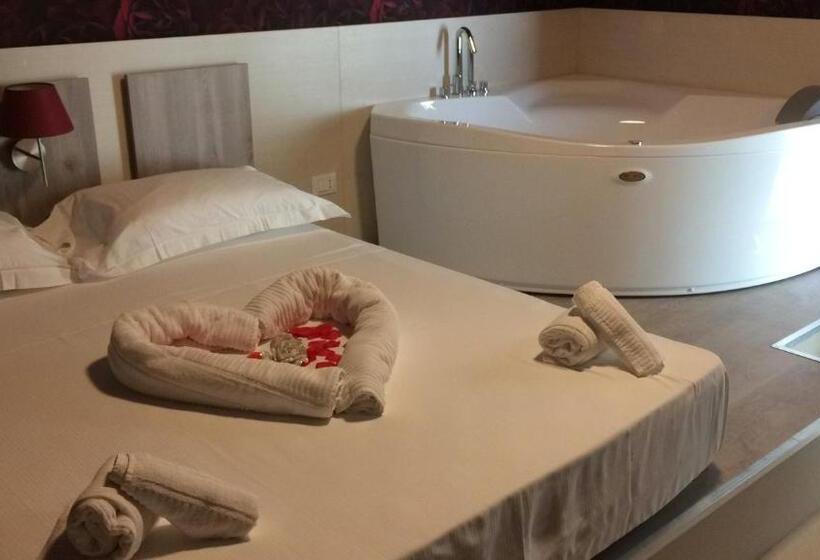 סוויטה עם ג'קוזי, Cliché