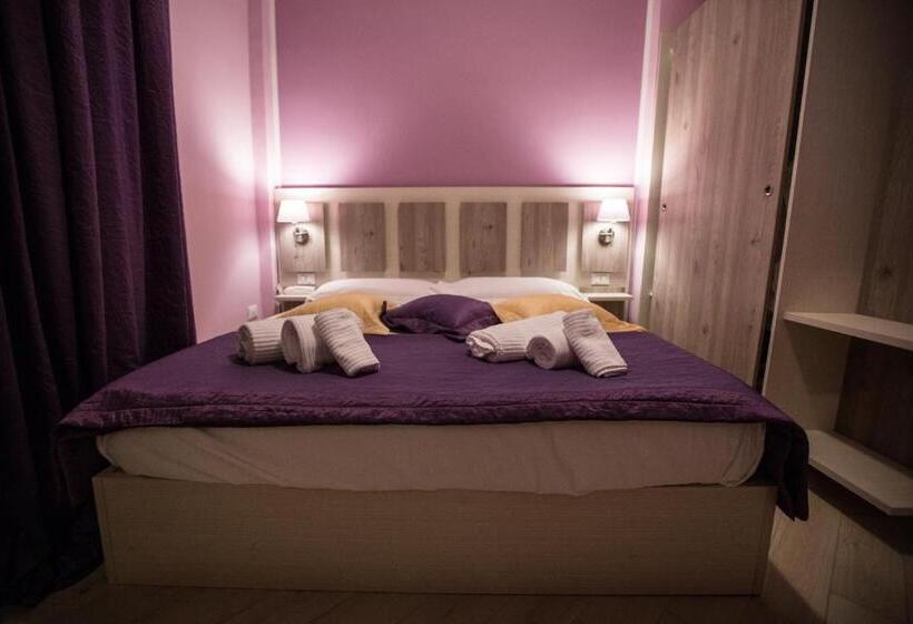 חדר סטנדרט, Cliché