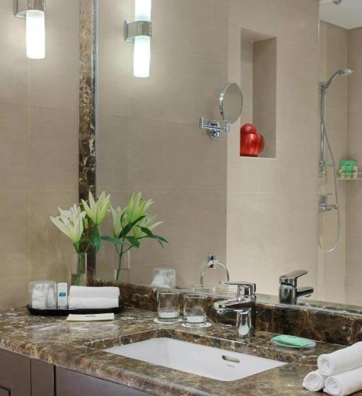 اتاق لوکس با تخت بزرگ, Courtyard By Marriott Jazan