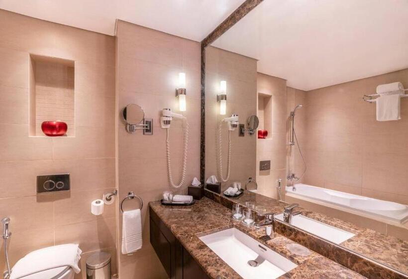 سوئیت با تخت بزرگ, Courtyard By Marriott Jazan