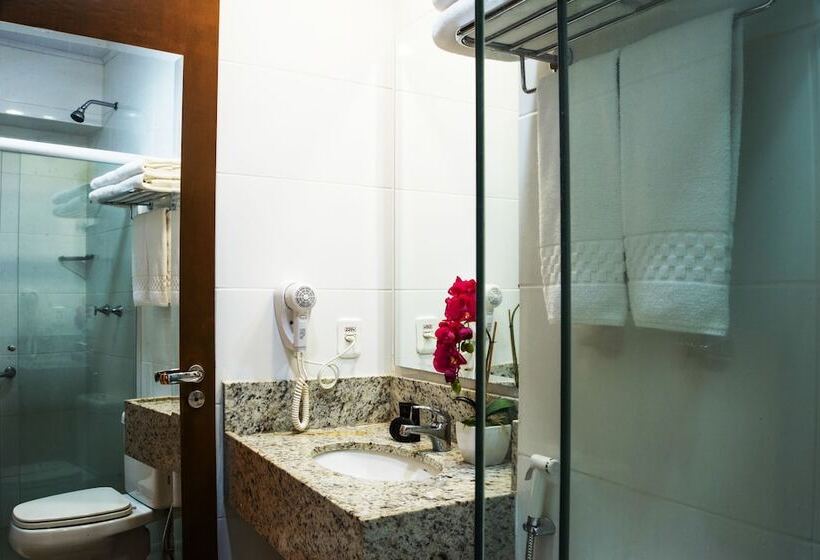 デラックスの４人部屋, Estação 101   Itajaí