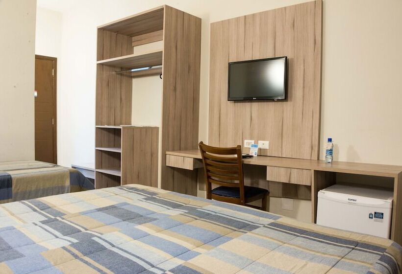 デラックストリプルルーム, Estação 101   Itajaí