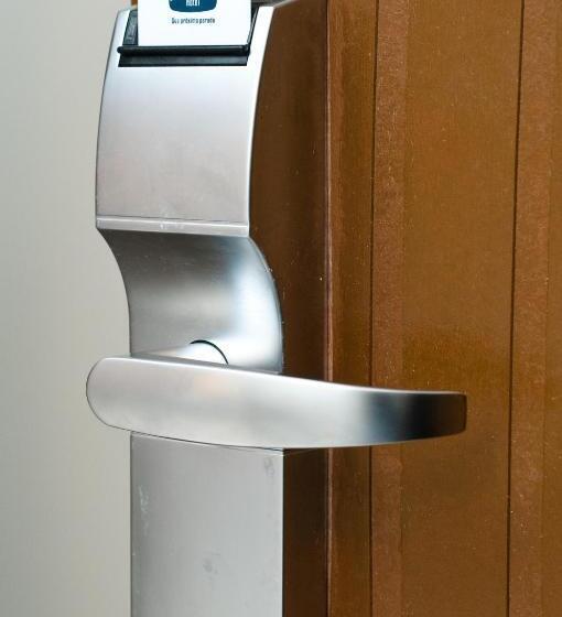 デラックスルーム, Estação 101   Itajaí