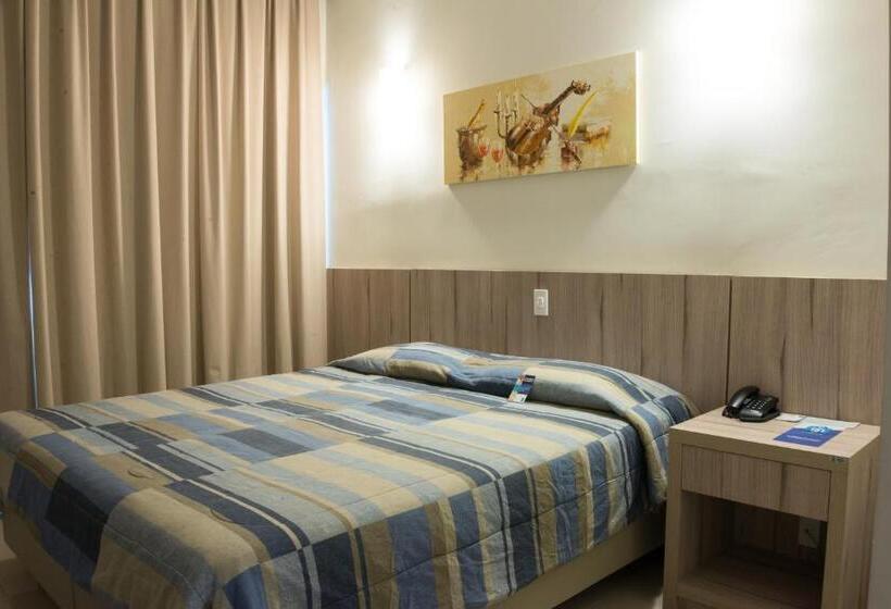 デラックスルーム, Estação 101   Itajaí