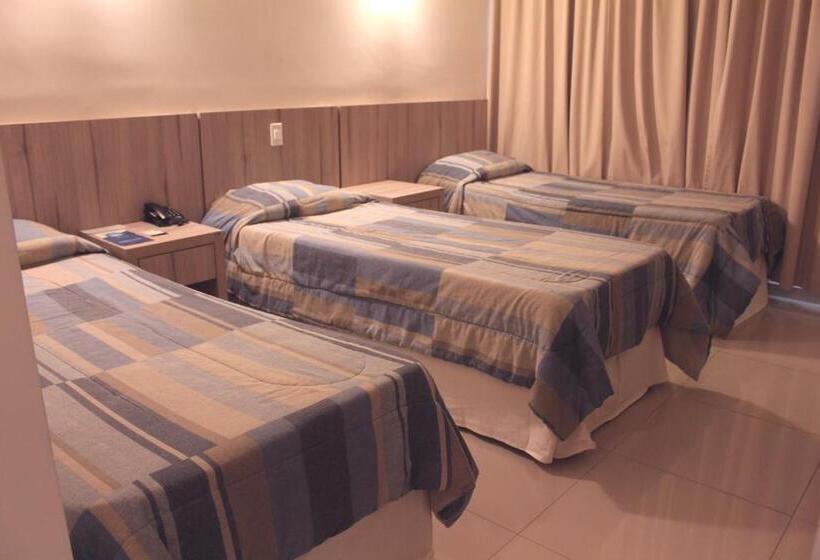 デラックストリプルルーム, Estação 101   Itajaí