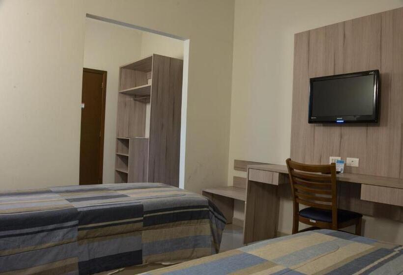 デラックスルーム, Estação 101   Itajaí