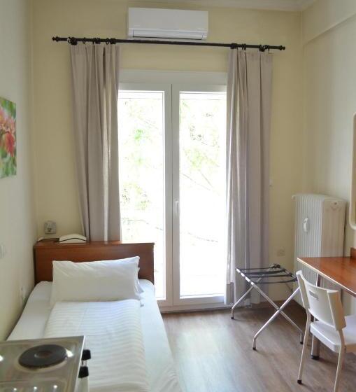 带阳台的标准单人间, Europa Family And Senior Friendly