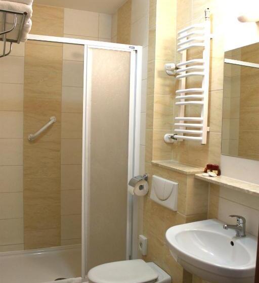 غرفة ديلوكس, Górski