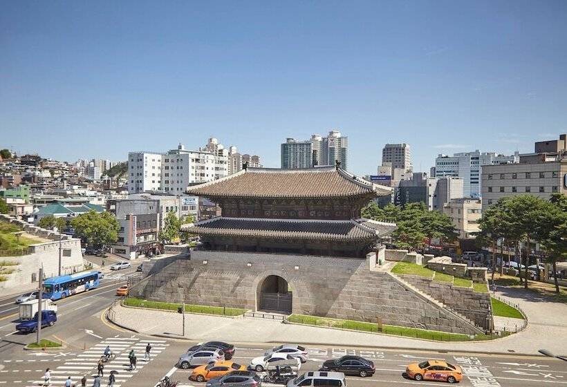 Номер Deluxe, Jw Marriott Dongdaemun Square Seoul