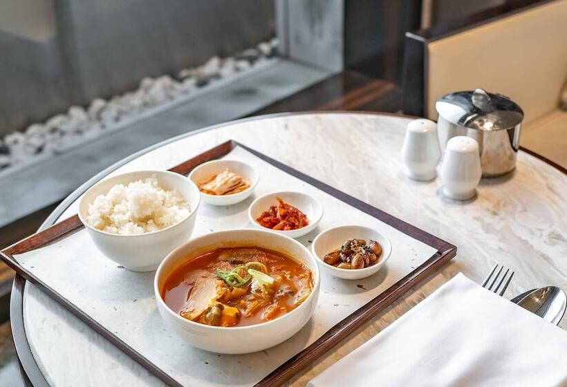 Номер Deluxe, Jw Marriott Dongdaemun Square Seoul