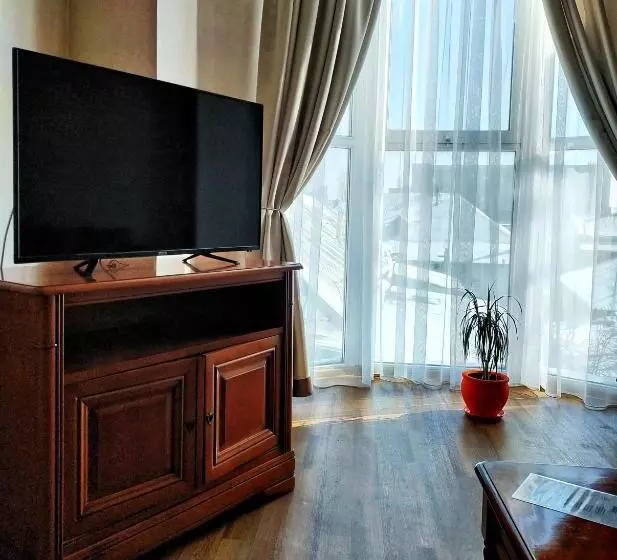 Sviitti, Palace Ukraine