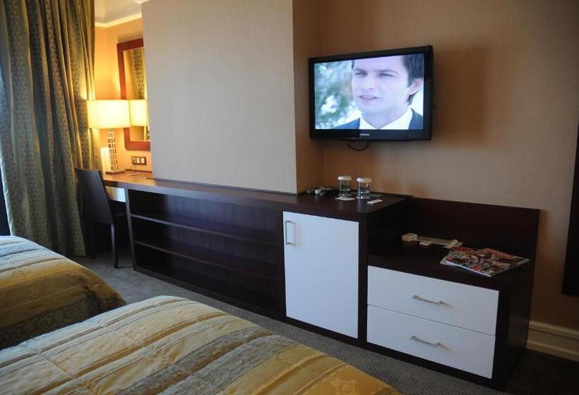 اتاق سوپریور, Paradise Island