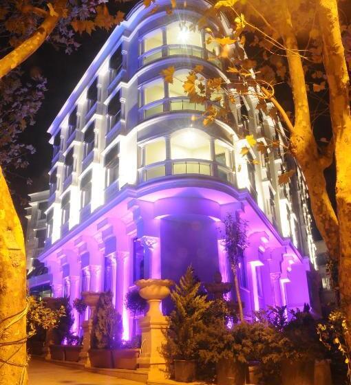 اتاق سه نفره سوپریور با چشمانداز دریا, Paradise Island