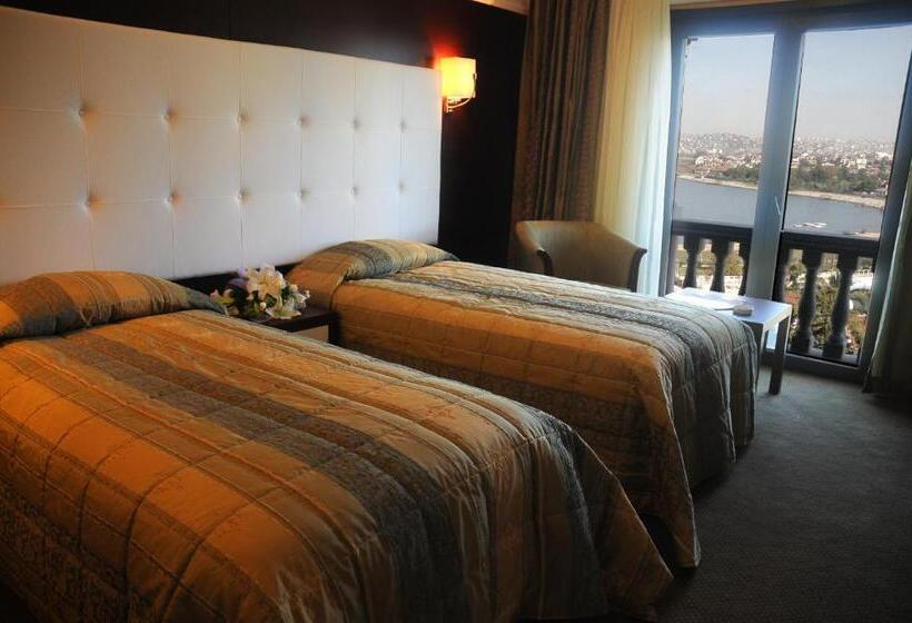 اتاق سه نفره سوپریور با چشمانداز دریا, Paradise Island