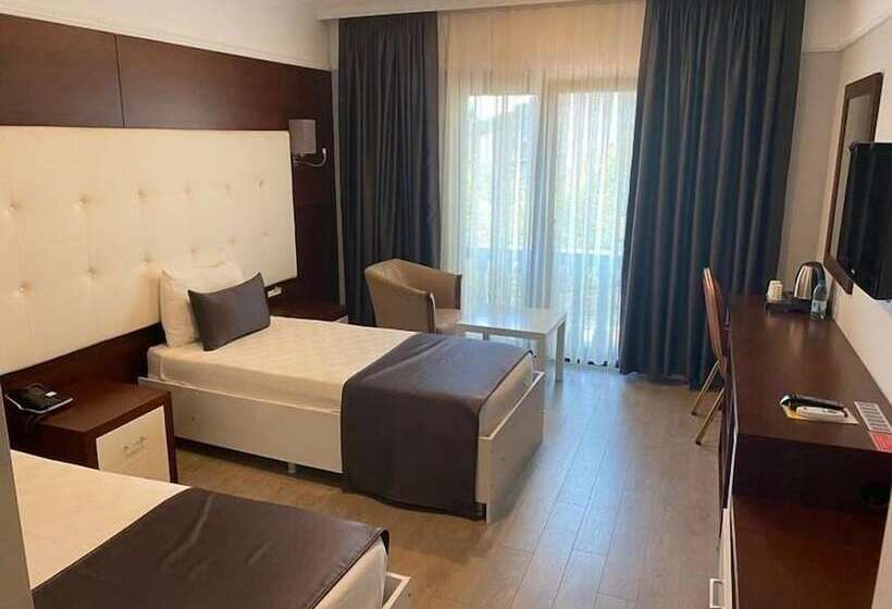 اتاق سوپریور, Paradise Island