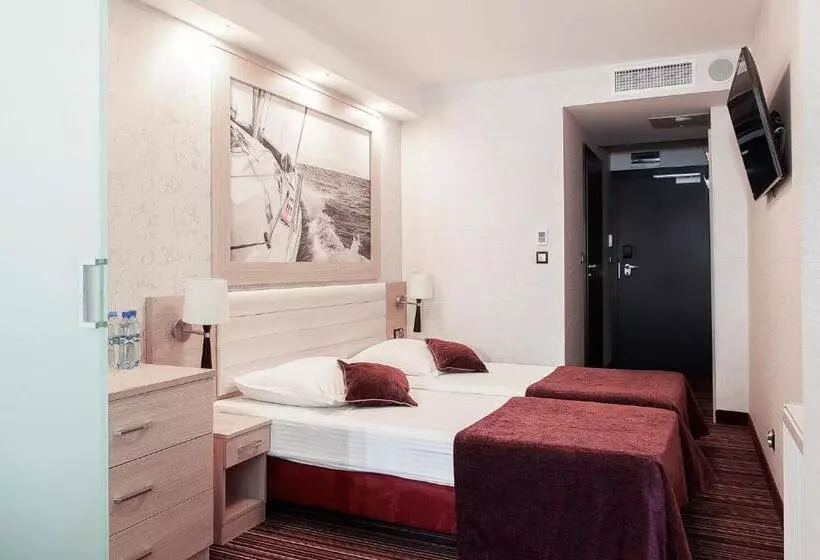 Premium-studio, Primavera Jastrzębia Góra