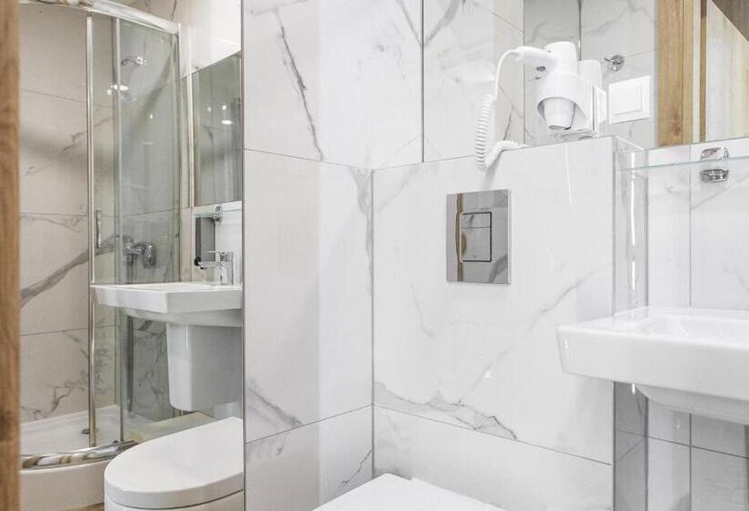 اتاق پرمیوم, Primavera Jastrzębia Góra