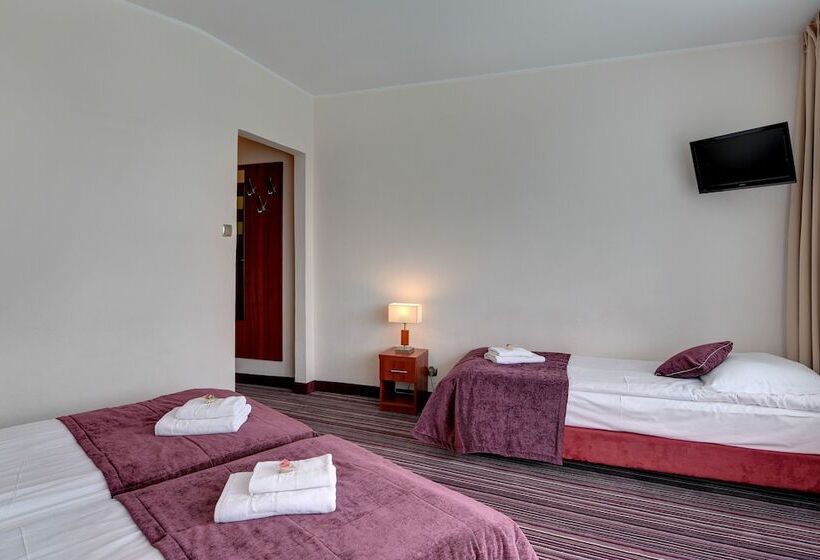 اتاق استاندارد سه نفره, Primavera Jastrzębia Góra