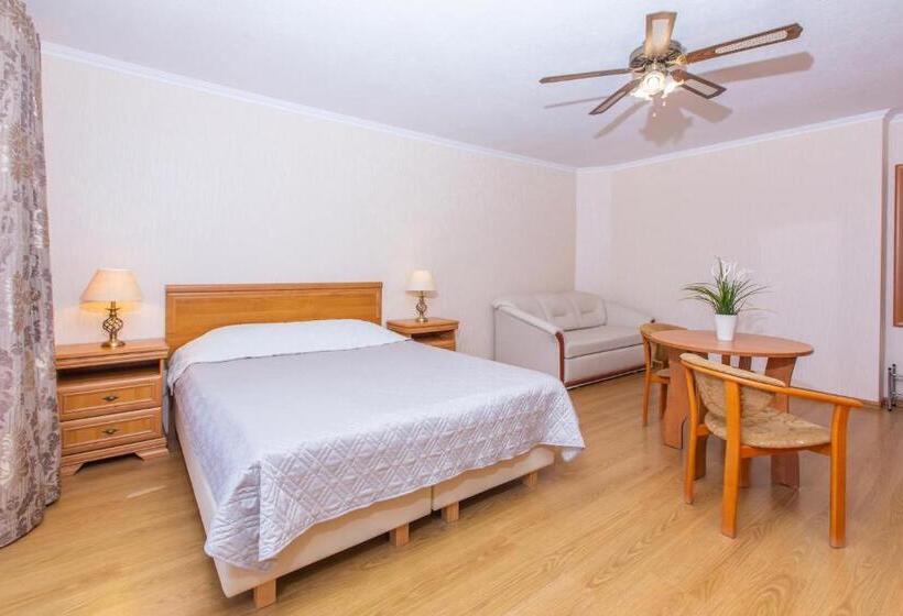 Номер Стандарт Трехместный, Apartament Rades