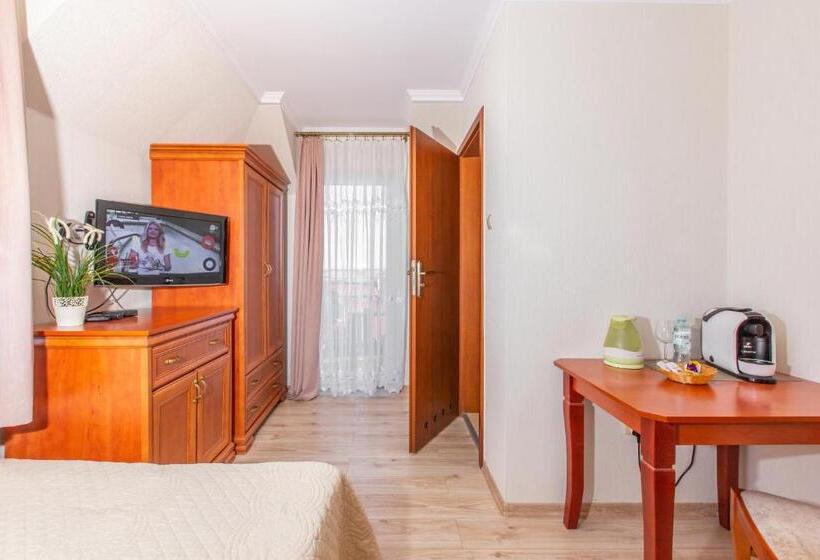اتاق استاندارد یک نفره, Apartament Rades