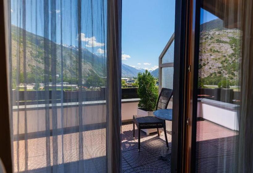 标准单人间, Relais Bayard