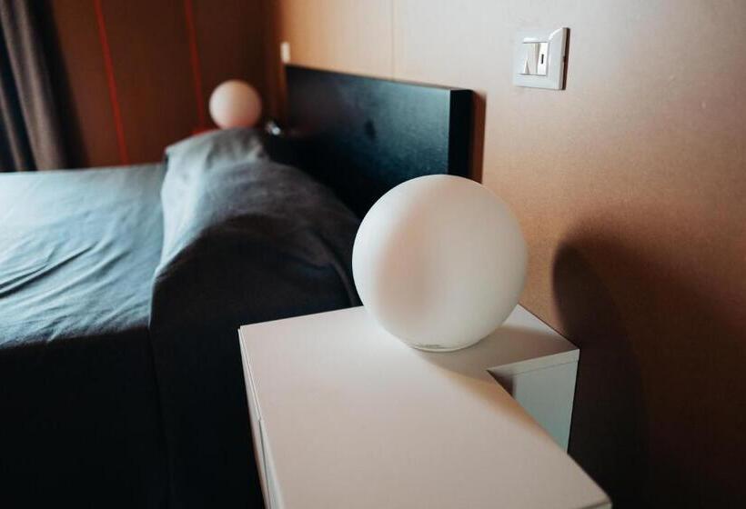 Номер Стандарт, Ristolocanda Grani Di Pepe