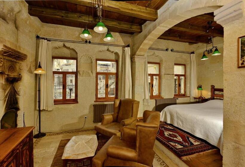주니어 스위트, Sultan Cave Suites