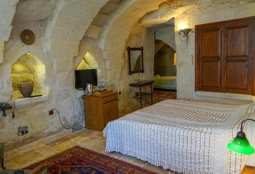 סוויטת ג'וניור, Sultan Cave Suites