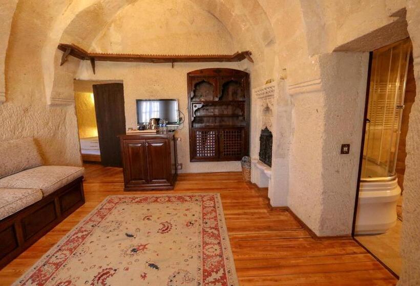 سوئیت با تخت بزرگ, Sultan Cave Suites