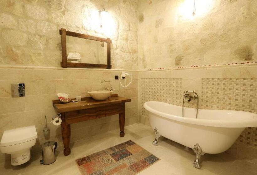سوئیت با تخت بزرگ, Sultan Cave Suites