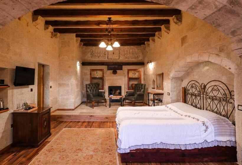 سوئیت با تخت بزرگ, Sultan Cave Suites