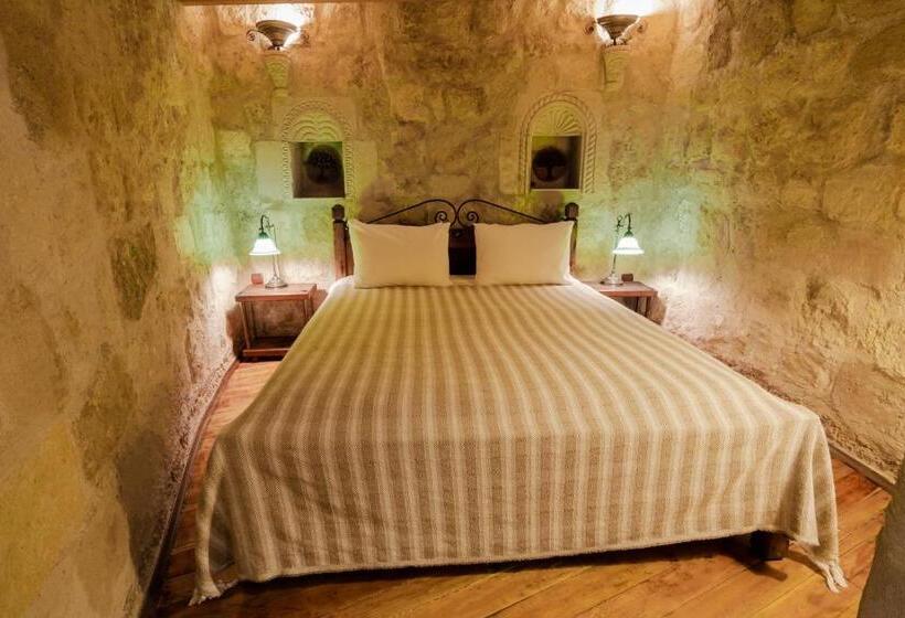 סוויטה, Sultan Cave Suites