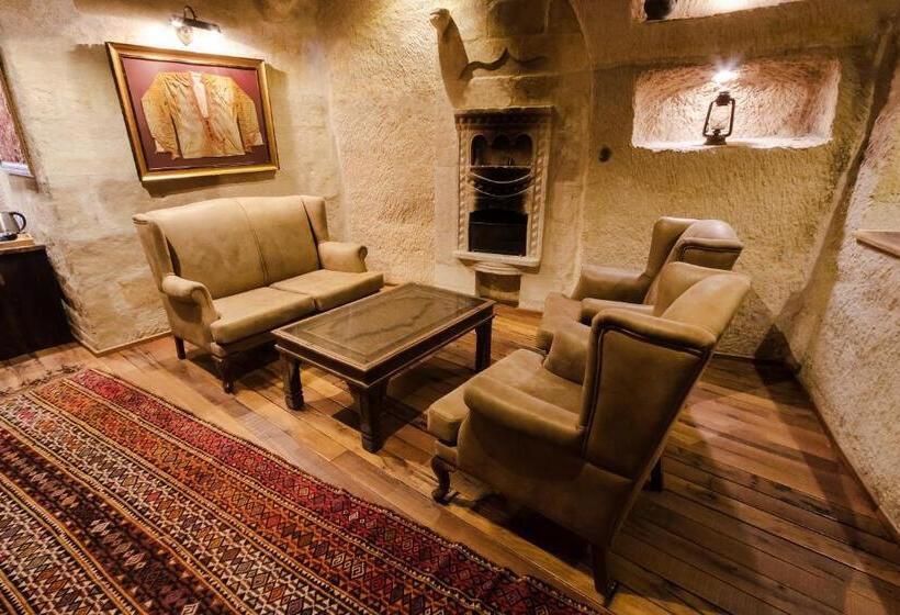 سوییت خانوادگی, Sultan Cave Suites