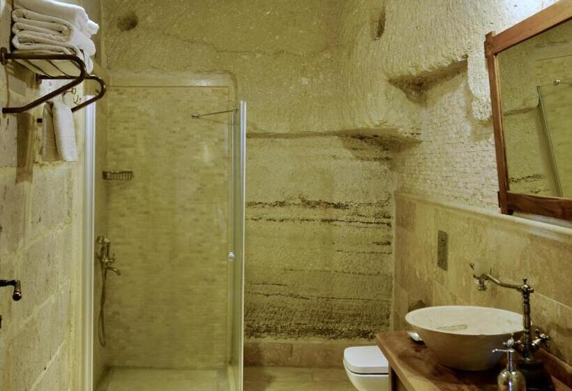 اتاق استاندارد با تخت بزرگ, Sultan Cave Suites